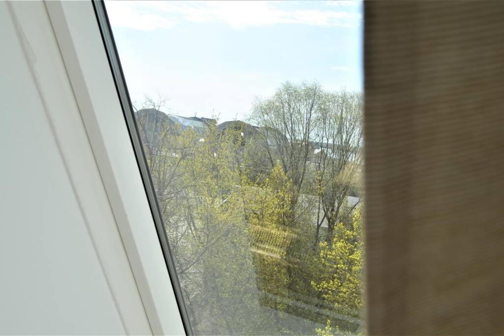 Luxury Apartment With A Balcony And View In Riga Old Town Ngoại thất bức ảnh