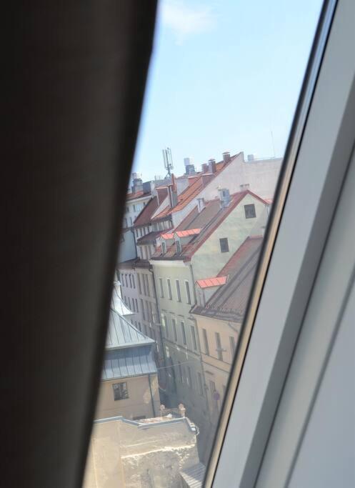 Luxury Apartment With A Balcony And View In Riga Old Town Ngoại thất bức ảnh